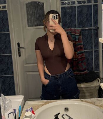Full leaked Vru private onlyfans photo