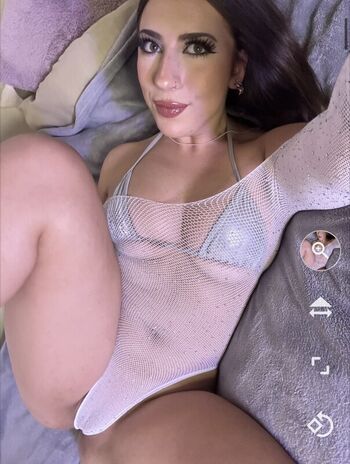 Full leaked Viennaveraa private onlyfans photo