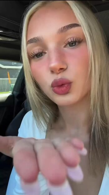 Full leaked Kwan lc/ private onlyfans photo