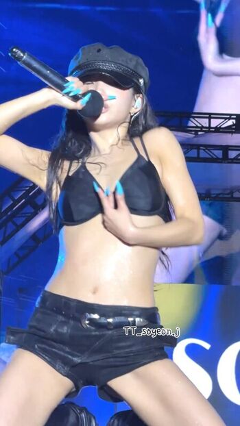Full leaked Womenk pop private onlyfans photo