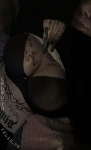 Full leaked Xocamilskyxo private onlyfans photo