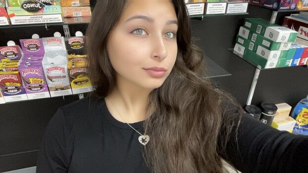 Full leaked Yagirlsarina private onlyfans photo