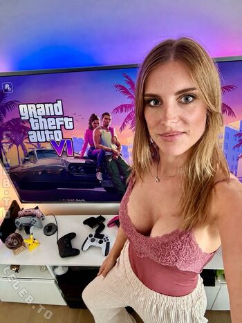 Full leaked Yve gaming private onlyfans photo