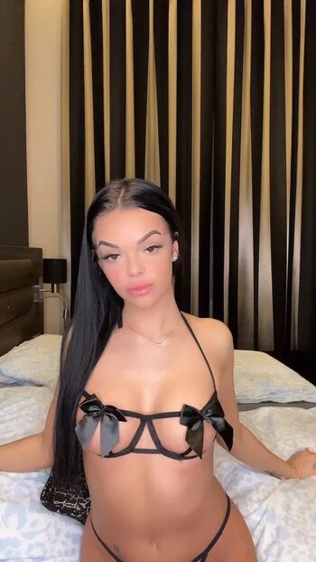 Full leaked Zar ina private onlyfans photo