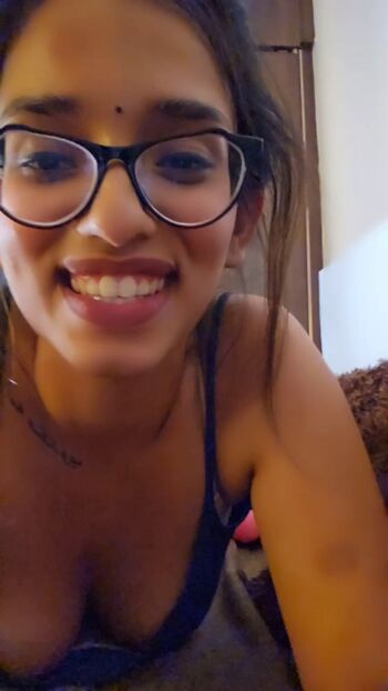 Full leaked Zayessha private onlyfans photo