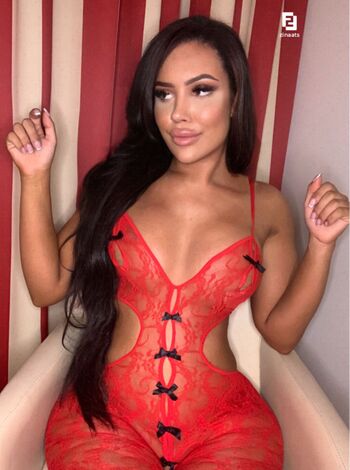 Full leaked Zinaats private onlyfans photo