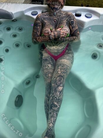 Full leaked Zombieprinzessin private onlyfans photo