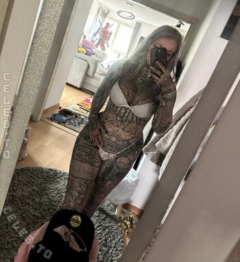 Full leaked Zombieprinzessin private onlyfans photo